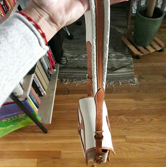 COPY - Dooney & Bourke leather messenger, satchel bag - Picture 7 of 8